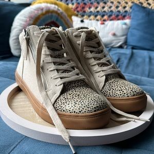 High Top Canvas Sneakers with Print & Color Pop
